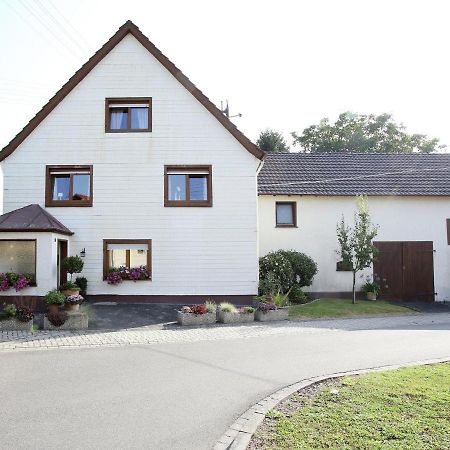 Apartment With Terrace And Pool In The Garden Pracht Luaran gambar