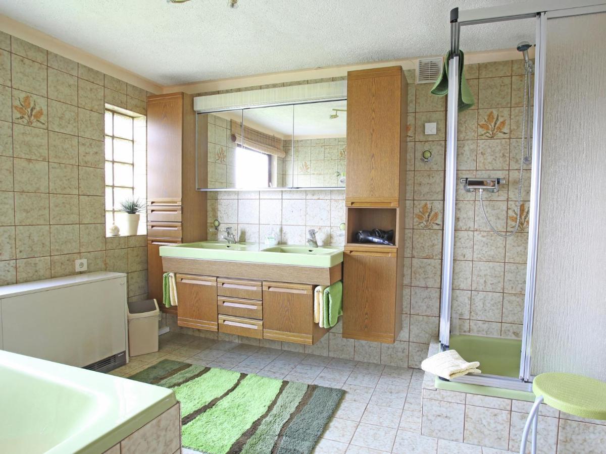 Apartment With Terrace And Pool In The Garden Pracht Luaran gambar