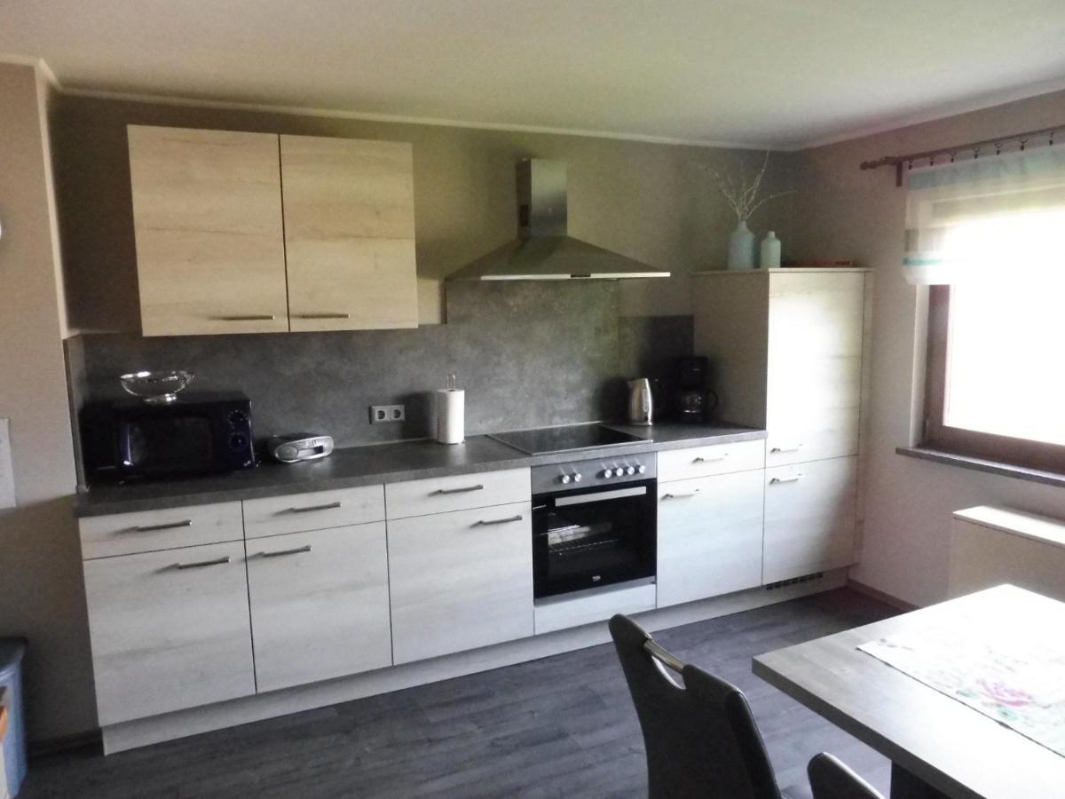 Apartment With Terrace And Pool In The Garden Pracht Luaran gambar